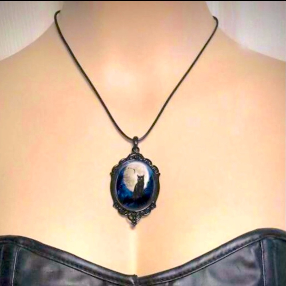 Goth Black Cat Pendant Necklace NEW 🏷️
